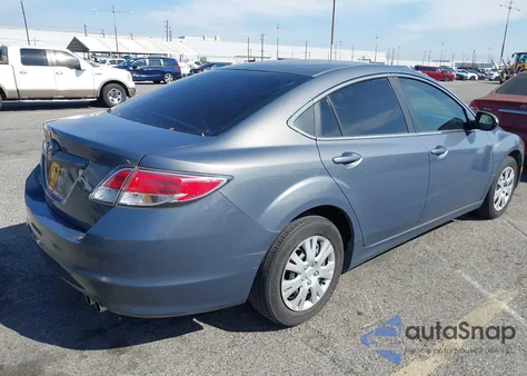 2010 Mazda Mazda6 I Sport z USA, uszkodzony, nr VIN 1YVHZ8BH1A5M04370